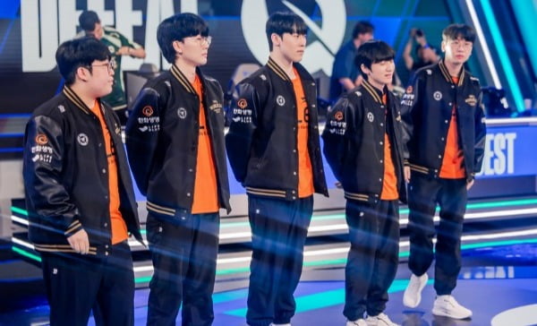 这是真成球星黑洞了？怎么桑乔表现和在曼联时期不一样呢？