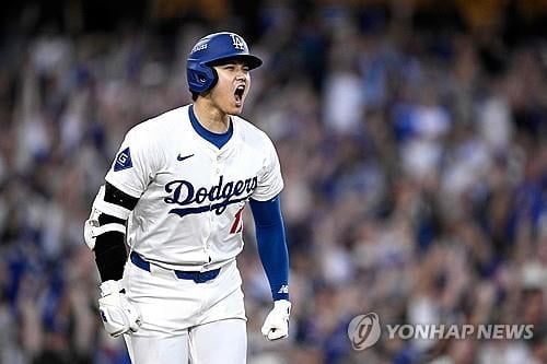 费尔南迪尼奥：我真的为罗德里感到骄傲，我见证了他的成长