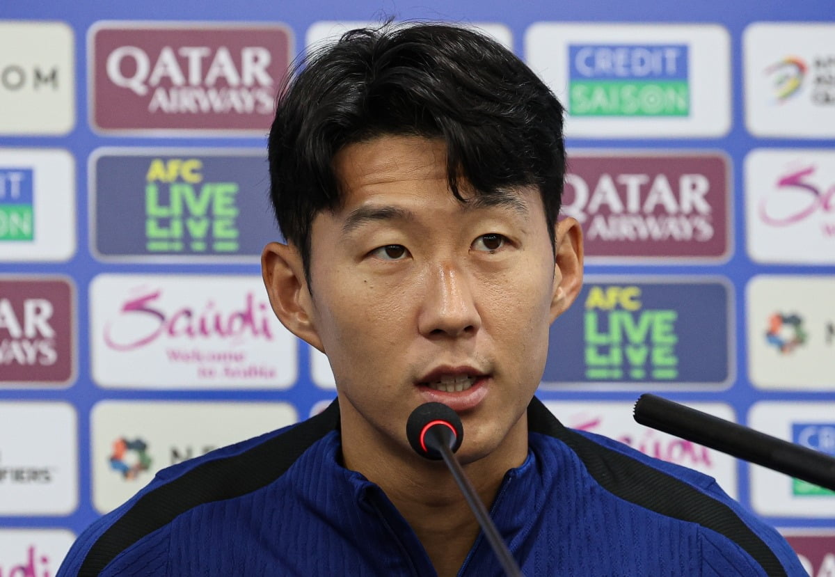 FIFA年度最佳奖项汇总：维尼修斯、安切洛蒂、邦马蒂等人获奖