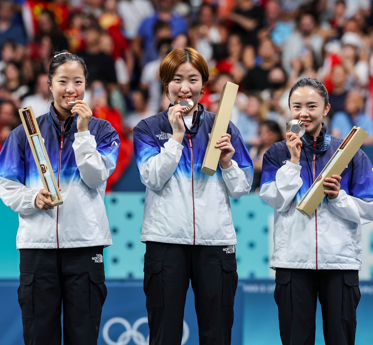 辽宁官宣艾伦欢迎仪式，抵沈阳数百人迎接，门票涨5倍，但恐伤停