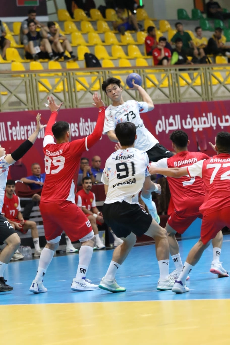 ⚽意甲半场：VAR介入判点 弗拉霍维奇建功 库普梅纳斯失良机 尤文图斯主场1-0领先卡利亚里