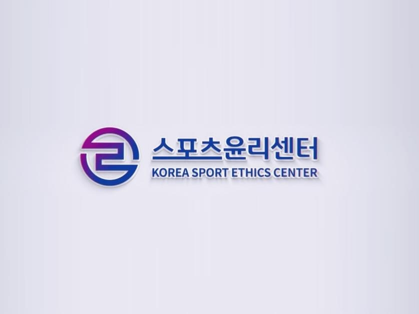 意媒曝罗马老板准备请回德罗西当主帅  博班炮轰：这一系列操作太丢人了