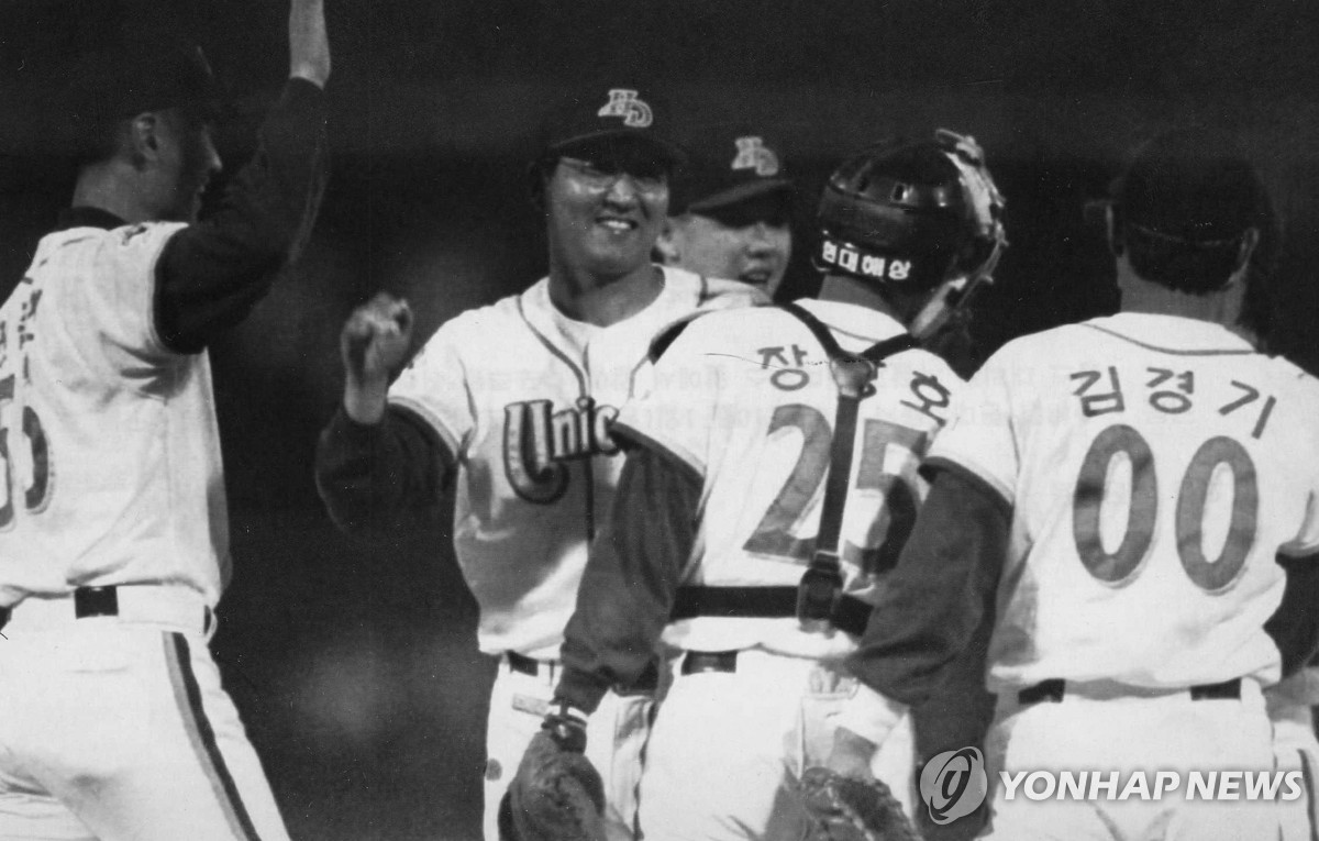 主场不敌广岛后 磐田主帅与球迷发生激烈争执 球队社长被迫出面发表鼓舞言论