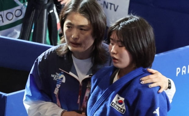 “没有任何中卫能阻挡哈兰德，哪怕带着枪也不行！”