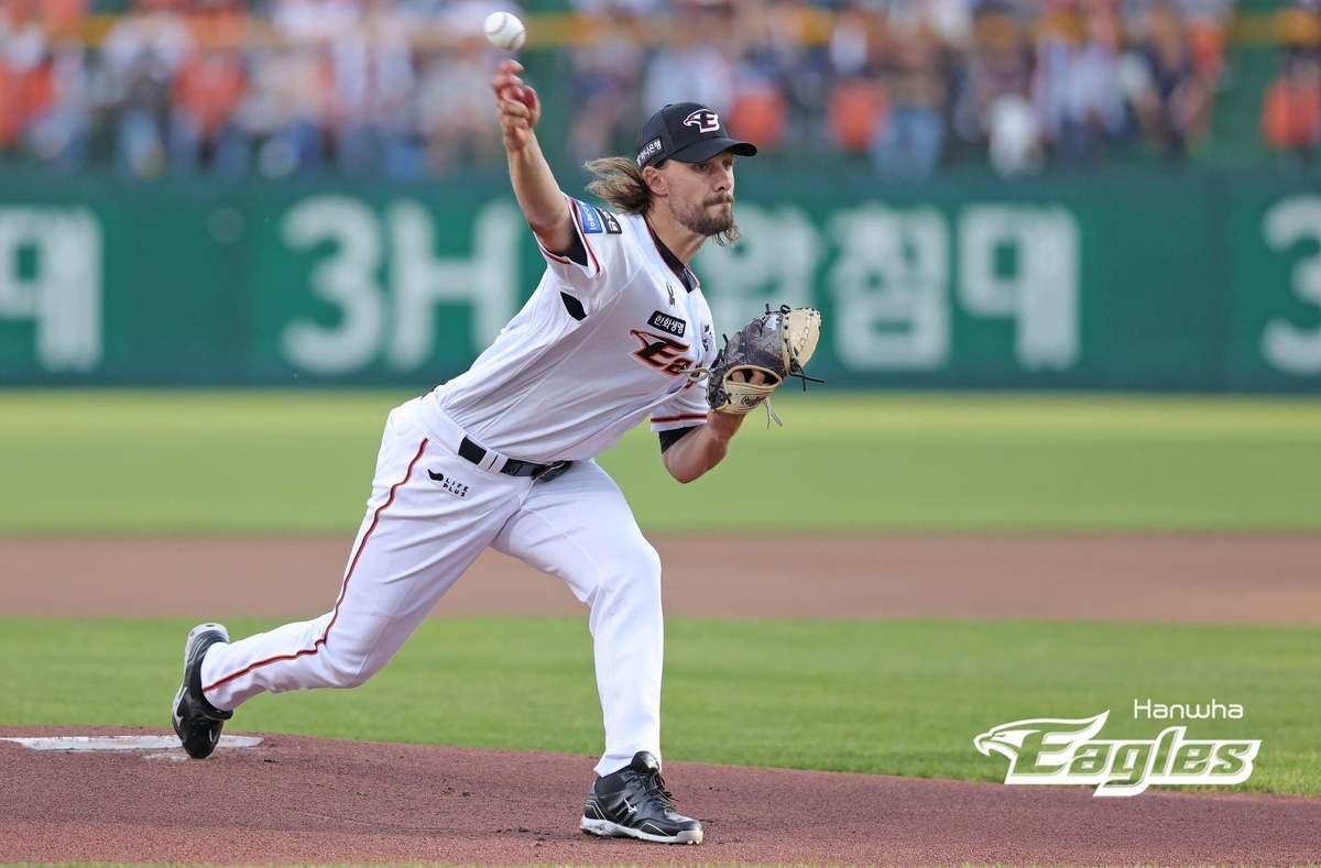 奥格斯堡vs美因茨球员评分：伯卡特8.4分，阿米里5.2分