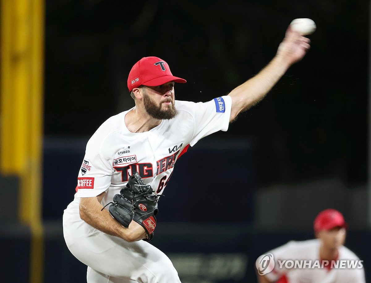 科莫主场连丢2球2-2平博洛尼亚 无缘二十一年来的意甲首胜