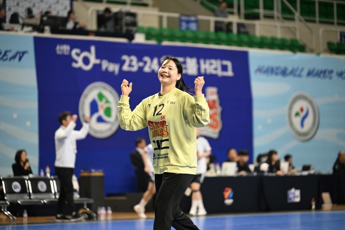 吉马良斯：对乌拉圭我们想拿三分；曾被曼城关注说明我处于高水平